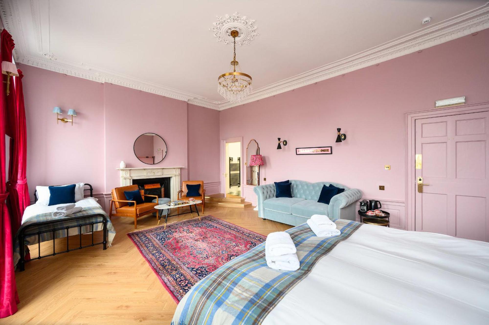 Queen Charlotte Guesthouse Edinburgh Exterior photo