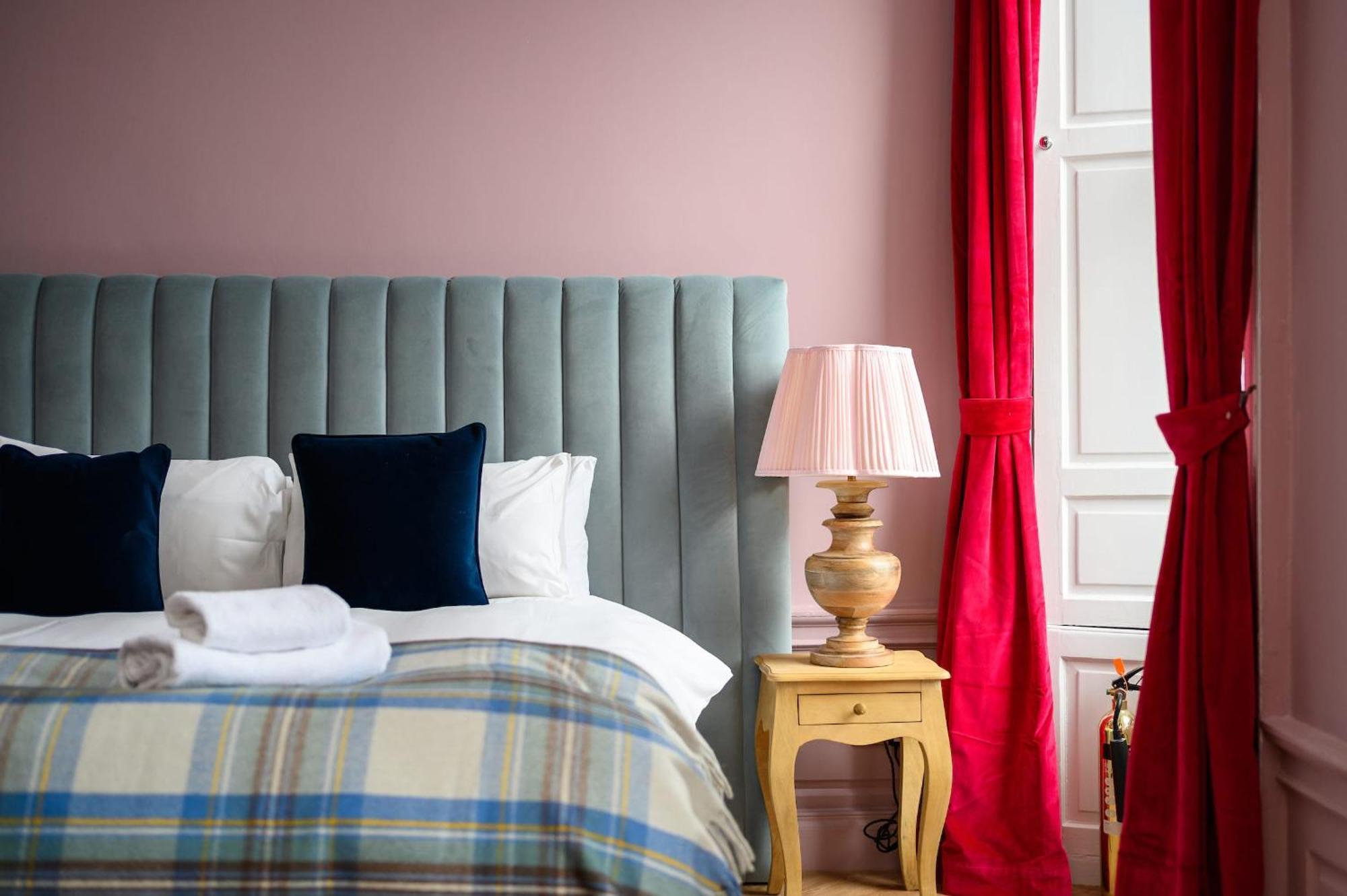 Queen Charlotte Guesthouse Edinburgh Exterior photo